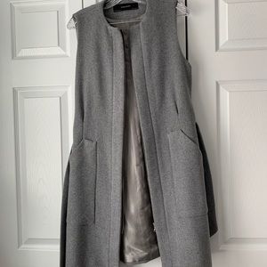 Zara sleeveless coat